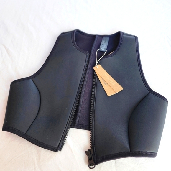 SKIMS Other - SKIMS Rubberized Scuba Swim High Neck Bikini Top in Onyx size XXS NWT